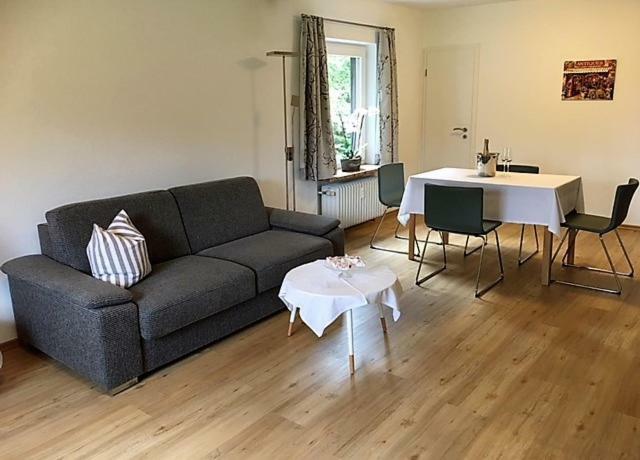 Ferienwohnung Aumuehle ไฟรลาสซิง ภายนอก รูปภาพ